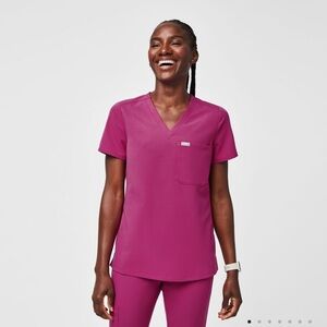 FIGS Women’s Catarina™ - One-Pocket Scrub Top - XS / Raspberry Sorbet